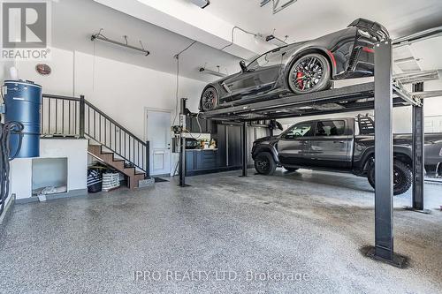 23 Glenbrook Boulevard, Brampton, ON - Indoor Photo Showing Garage