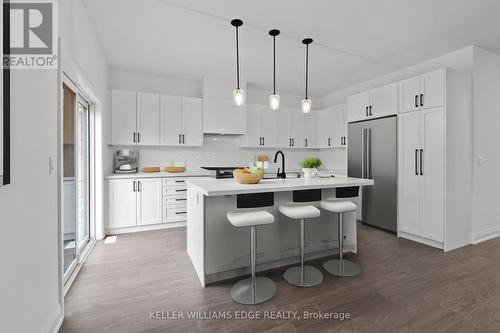 9 Santa Barbara Lane, Halton Hills, ON - Indoor Photo Showing Kitchen With Upgraded Kitchen