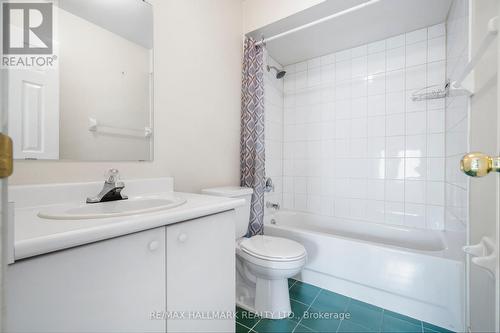 66 Prairie Rose Circle, Brampton, ON - Indoor Photo Showing Bathroom