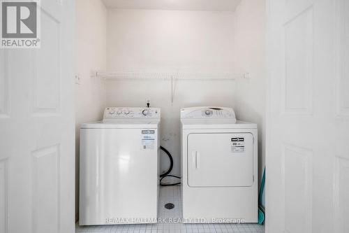 66 Prairie Rose Circle, Brampton, ON - Indoor Photo Showing Laundry Room