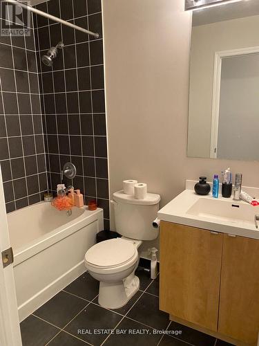 1110 - 352 Front Street W, Toronto, ON - Indoor Photo Showing Bathroom