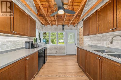 129 Snake Island Road, Georgina Islands, ON - Indoor Photo Showing Kitchen With Double Sink