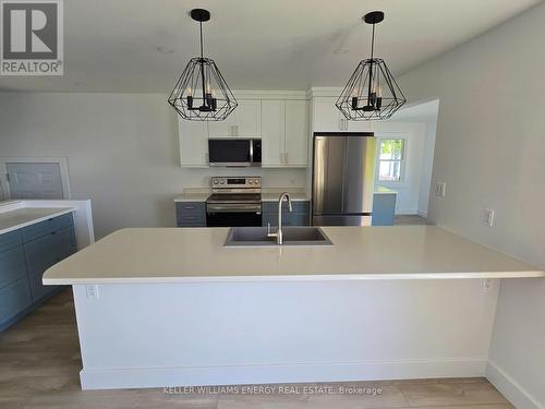 426 Island Road, Prince Edward County, ON - Indoor Photo Showing Kitchen