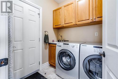 1 Mettawas Lane, Kingsville, ON - Indoor Photo Showing Laundry Room