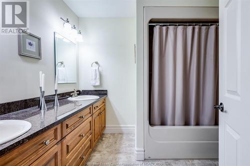 1 Mettawas Lane, Kingsville, ON - Indoor Photo Showing Bathroom