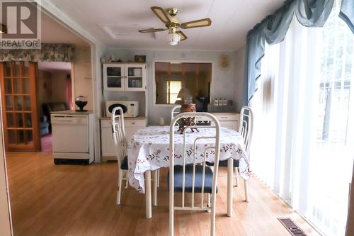 17 Birch Road, Howley, NL - Indoor Photo Showing Dining Room