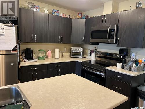 893 6Th Street E, Prince Albert, SK - Indoor Photo Showing Kitchen