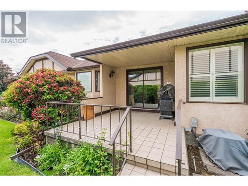 2200 Gordon Drive Unit# 58, Kelowna, BC - Outdoor With Exterior