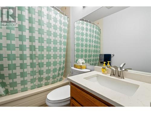 2200 Gordon Drive Unit# 58, Kelowna, BC - Indoor Photo Showing Bathroom