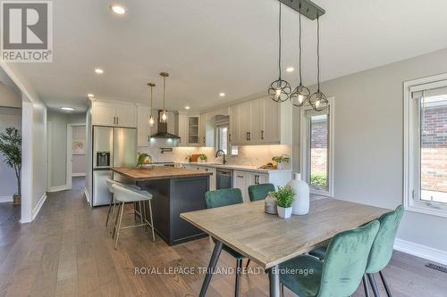 16 Pinehurst Drive, Thames Centre (Dorchester), ON - Indoor Photo Showing Dining Room