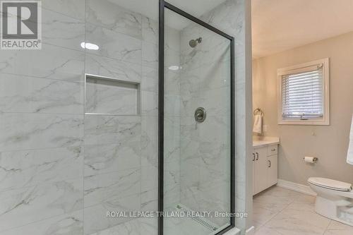 16 Pinehurst Drive, Thames Centre (Dorchester), ON - Indoor Photo Showing Bathroom