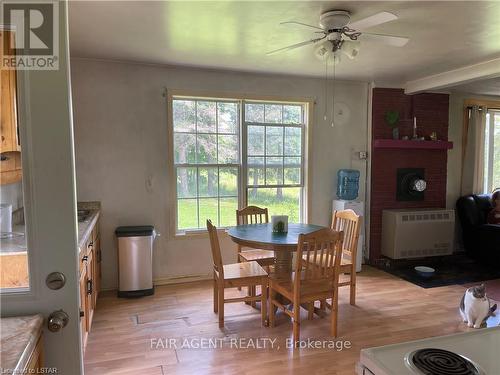 2442 Highway 520, Burk'S Falls, ON - Indoor Photo Showing Dining Room