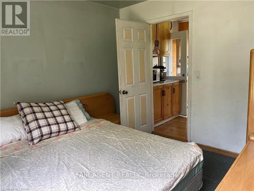 2442 Highway 520, Burk'S Falls, ON - Indoor Photo Showing Bedroom