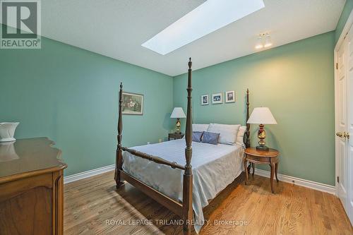 3 - 448 Commissioners Road E, London, ON - Indoor Photo Showing Bedroom