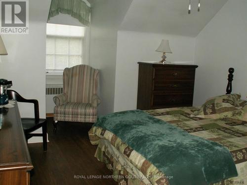 3 Kerr Crescent, Mcgarry, ON - Indoor Photo Showing Bedroom