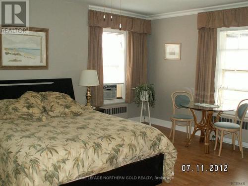 3 Kerr Crescent, Mcgarry, ON - Indoor Photo Showing Bedroom