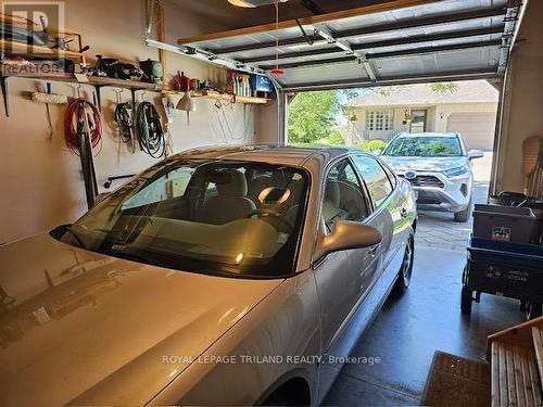 7 - 410 Burwell Road, St. Thomas, ON - Indoor Photo Showing Garage