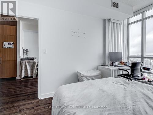 3616 - 15 Iceboat Terrace, Toronto, ON - Indoor Photo Showing Bedroom