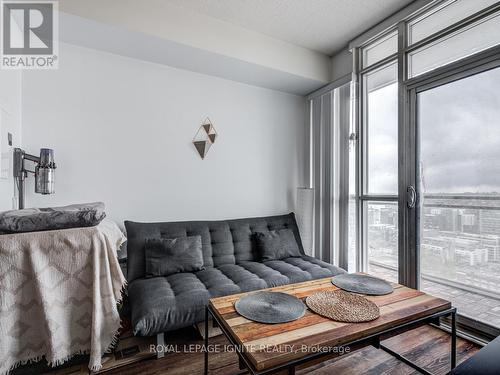 3616 - 15 Iceboat Terrace, Toronto, ON - Indoor Photo Showing Other Room