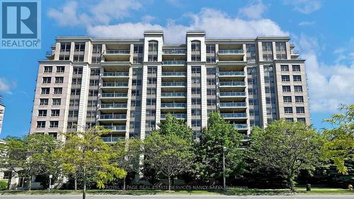 Uph02 - 39 Galleria Parkway, Markham, ON - Outdoor With Balcony With Facade