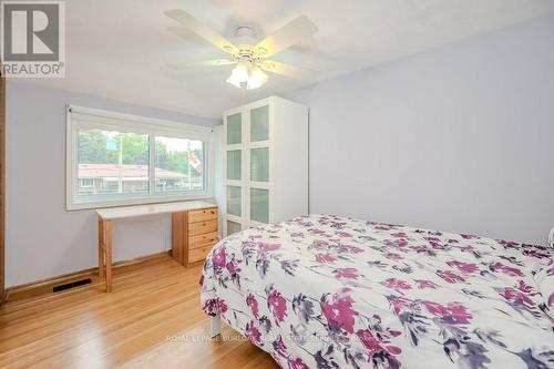39 Cardinal Drive, Hamilton, ON - Indoor Photo Showing Bedroom