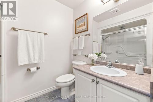 25 - 35 Heartwood Drive, Belleville, ON - Indoor Photo Showing Bathroom