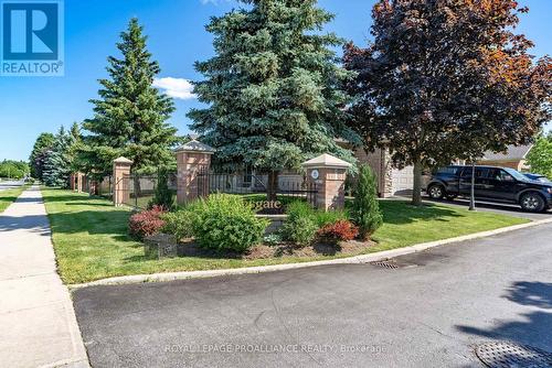 25 - 35 Heartwood Drive, Belleville, ON - Outdoor