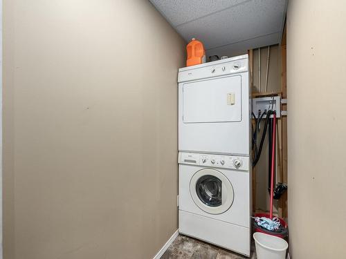 181 Homestead Road, Lillooet, BC - Indoor Photo Showing Laundry Room