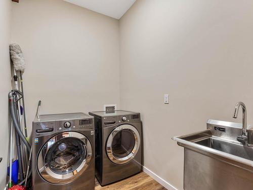 2409 Heffley Louis Cr Rd, Sun Peaks, BC - Indoor Photo Showing Laundry Room