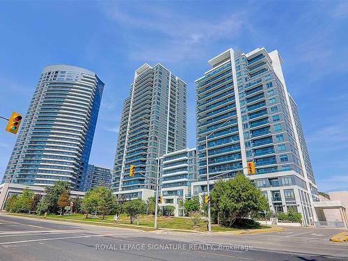 110-7165 Yonge St, Markham, ON - Outdoor With Facade