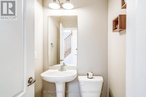 2056 Allison Street, Innisfil, ON - Indoor Photo Showing Bathroom