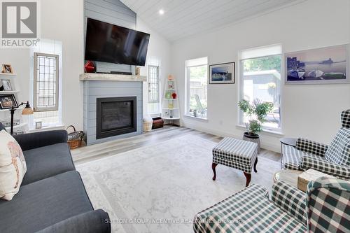 826 Adams Road, Innisfil, ON - Indoor Photo Showing Living Room With Fireplace