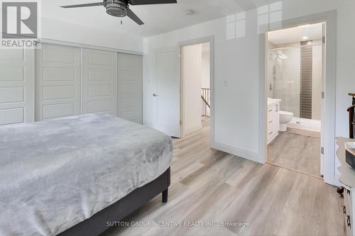 826 Adams Road, Innisfil, ON - Indoor Photo Showing Bedroom