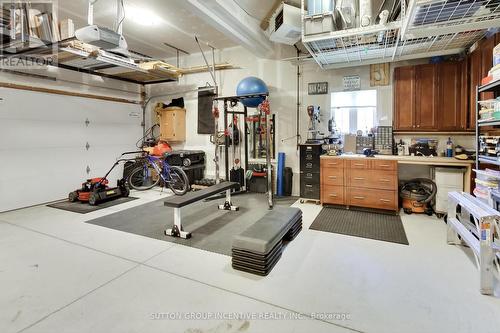 826 Adams Road, Innisfil, ON - Indoor Photo Showing Garage