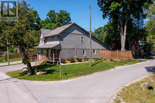 826 Adams Road, Innisfil, ON - Outdoor