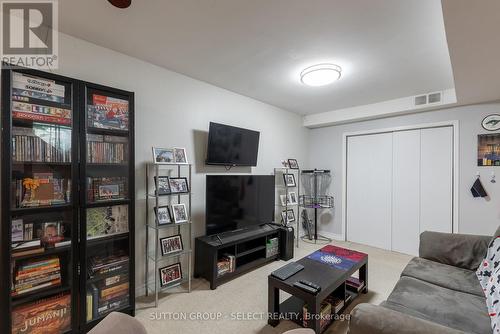 852 Lorne Avenue, London, ON - Indoor Photo Showing Living Room