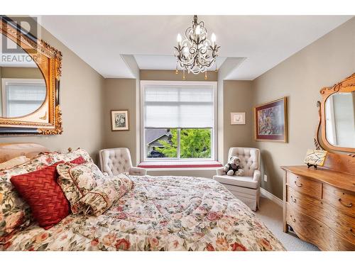 4520 Gallaghers Lookout Unit# 28, Kelowna, BC - Indoor Photo Showing Bedroom