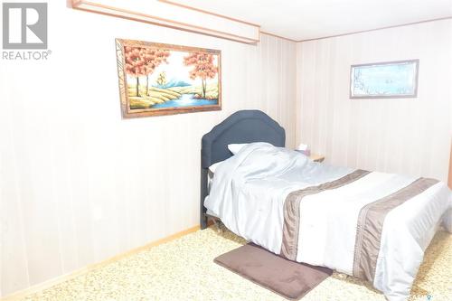 2014 4Th Street N, Rockglen, SK - Indoor Photo Showing Bedroom