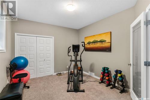 118 Beechdale Crescent, Saskatoon, SK - Indoor Photo Showing Gym Room