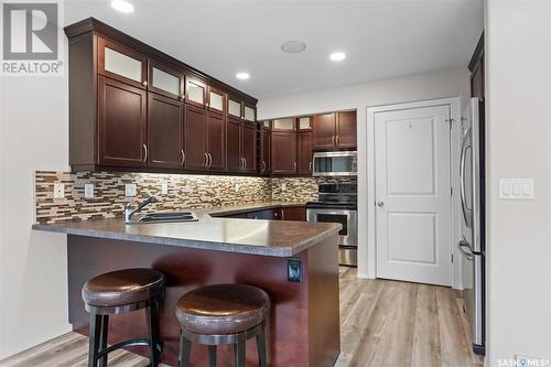 1318 Empress Avenue, Saskatoon, SK - Indoor Photo Showing Kitchen With Upgraded Kitchen