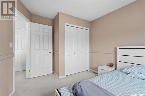 459 Briarvale Court, Saskatoon, SK - Indoor Photo Showing Bedroom