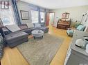 424 6Th Avenue Nw, Swift Current, SK  - Indoor Photo Showing Living Room 