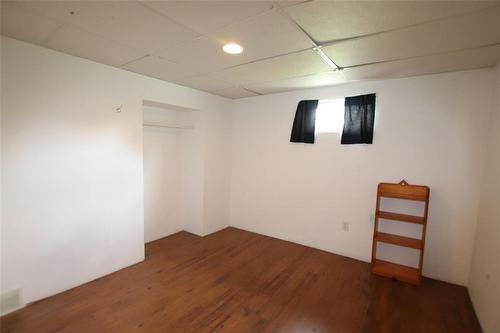 83 7Th Street E, The Pas, MB - Indoor Photo Showing Other Room