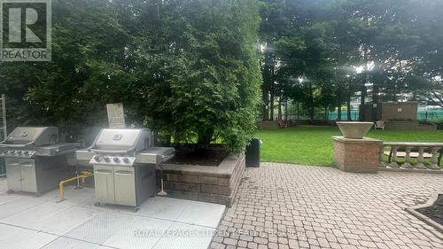 #2010 - 21 Overlea Boulevard, Toronto (Thorncliffe Park), ON - Outdoor