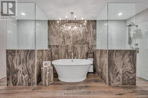 7 Sunrise Court, Cobourg, ON - Indoor Photo Showing Bathroom