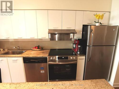 3115 - 33 Singer Court, Toronto, ON - Indoor Photo Showing Kitchen With Stainless Steel Kitchen