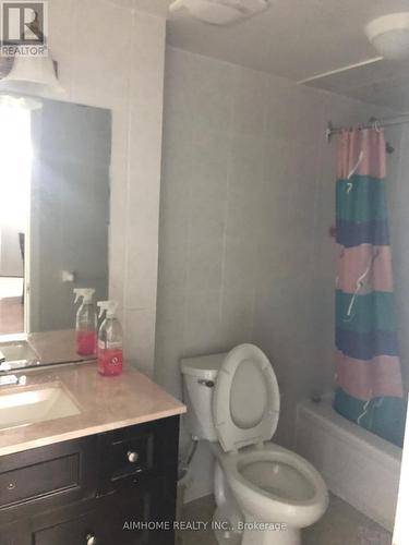 7609 Kennedy Road, Markham, ON - Indoor Photo Showing Bathroom