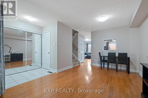 6983 Dunnview Court, Mississauga, ON - Indoor