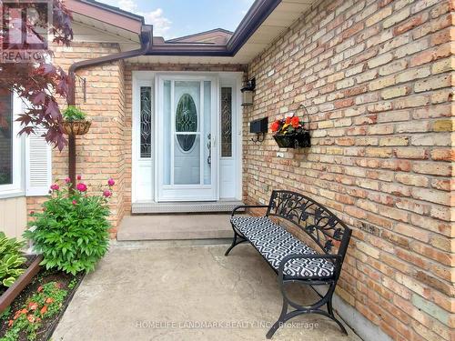 106 Green Pointe Drive, Welland, ON - Outdoor With Exterior