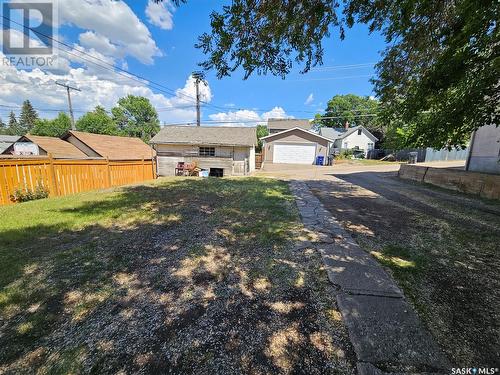 235 3Rd Avenue Ne, Swift Current, SK - Outdoor